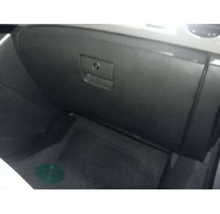 GUANTERA CHEVROLET CRUZE LT... 2