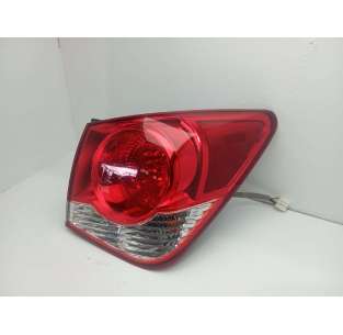 PILOTO TRASERO DERECHO... 2