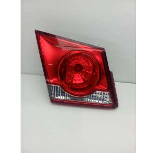 PILOTO TRASERO IZQUIERDO...