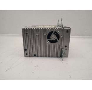 SISTEMA AUDIO / RADIO CD -... 2