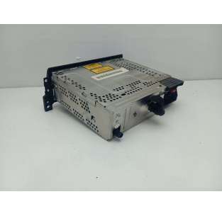 SISTEMA AUDIO / RADIO CD... 2