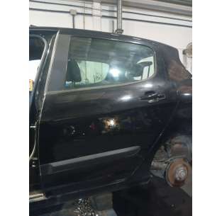 PUERTA TRASERA IZQUIERDA -...