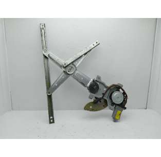 ELEVALUNAS TRASERO DERECHO...