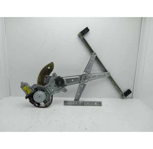 ELEVALUNAS TRASERO DERECHO...