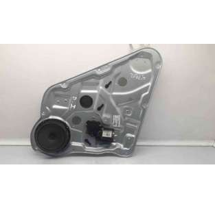 ELEVALUNAS TRASERO DERECHO...