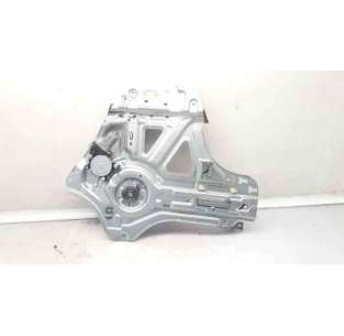 ELEVALUNAS DELANTERO...