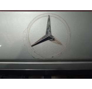 TAPA MALETERO MERCEDES-BENZ... 2