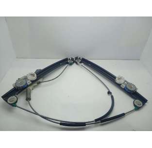 ELEVALUNAS DELANTERO...