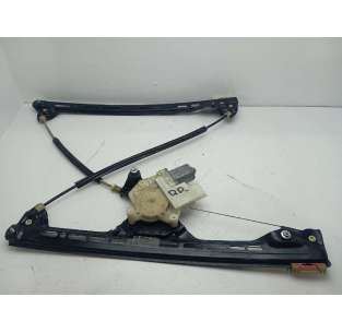 ELEVALUNAS DELANTERO...