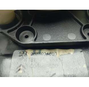 ELEVALUNAS DELANTERO... 2