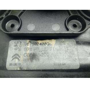 ELEVALUNAS DELANTERO... 2