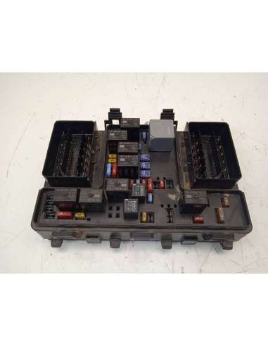 CAJA RELES / FUSIBLES FORD MONDEO...