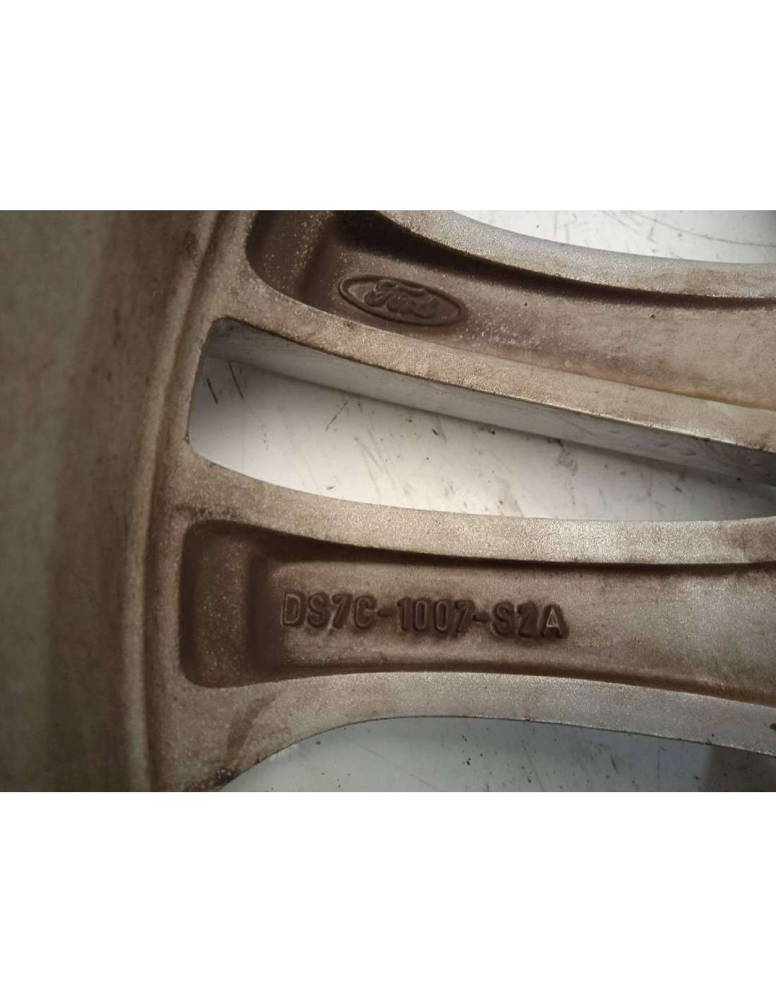 LLANTA FORD MONDEO BERLINA (CNG)... LLANTA FORD MONDEO BERLINA (CNG)...