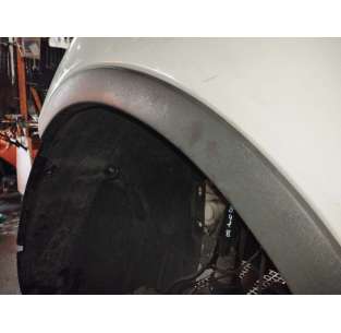 ALETIN DELANTERO IZQUIERDO... 2