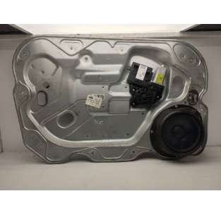 ELEVALUNAS DELANTERO...