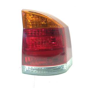 PILOTO TRASERO DERECHO OPEL...