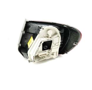 PILOTO TRASERO IZQUIERDO... 2