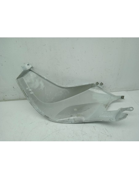 Recambio de plastico para bmw r 1200 rt r 1200 rt referencia OEM IAM 46638533574  