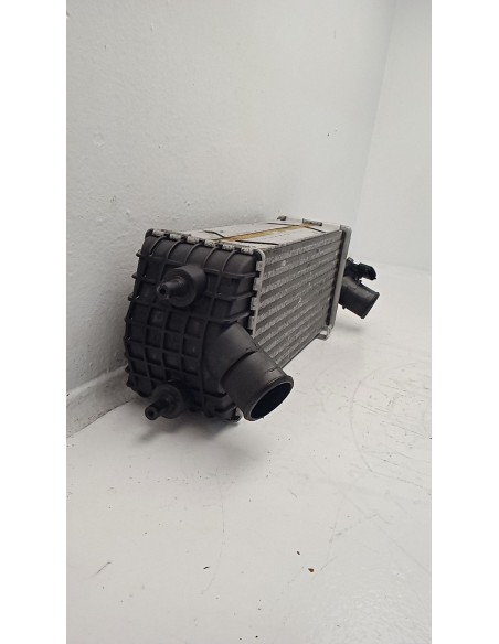 Recambio de intercooler para hyundai ix35 tecno star 2wd referencia OEM IAM 282702A850  
