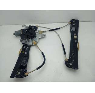 ELEVALUNAS DELANTERO...