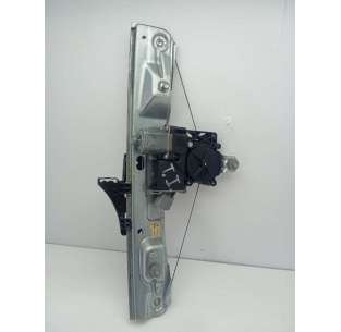 ELEVALUNAS TRASERO...