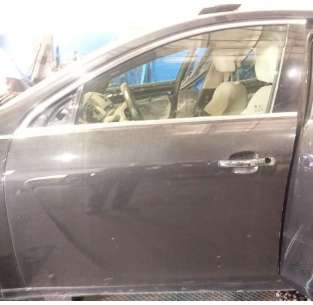 PUERTA DELANTERA IZQUIERDA...