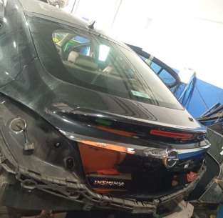 PORTON TRASERO OPEL... 2