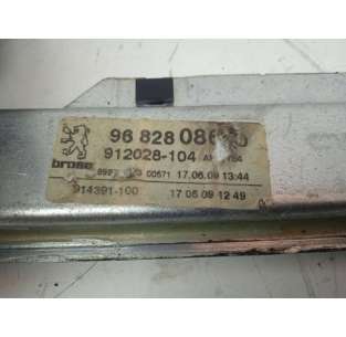 ELEVALUNAS TRASERO DERECHO... 2