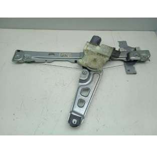 ELEVALUNAS DELANTERO...