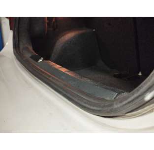 GOMAS CONTORNO PUERTA SEAT...