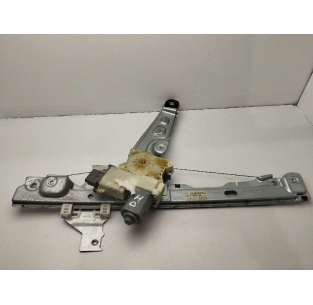 ELEVALUNAS DELANTERO...