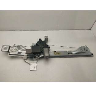 ELEVALUNAS TRASERO DERECHO...