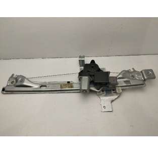 ELEVALUNAS TRASERO...