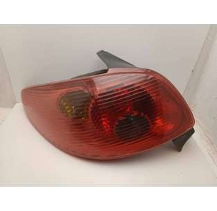 PILOTO TRASERO IZQUIERDO...