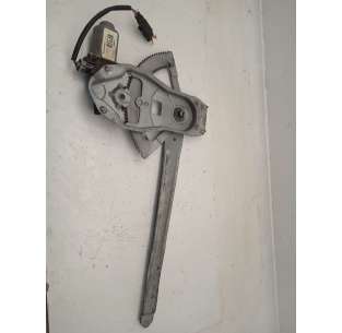 ELEVALUNAS DELANTERO...