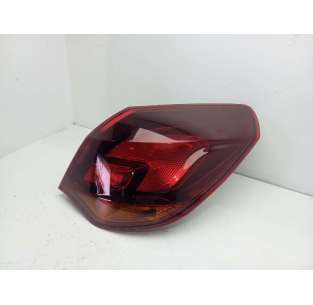 PILOTO TRASERO DERECHO OPEL...