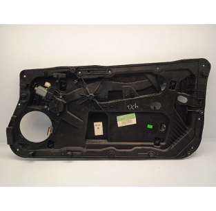 ELEVALUNAS DELANTERO...