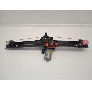 ELEVALUNAS DELANTERO...