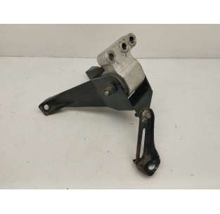 SOPORTE MOTOR DERECHO -...