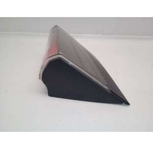 PILOTO TRASERO DERECHO... 2