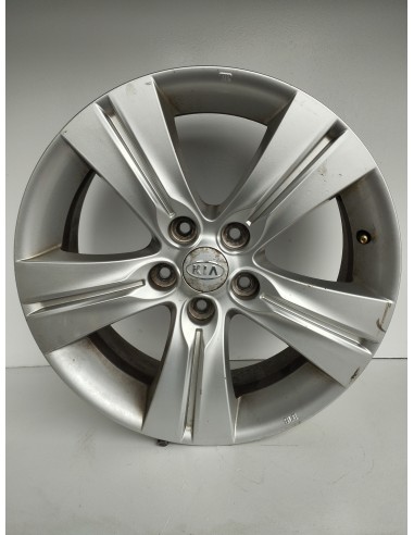 Recambio de llanta para kia sportage drive 4x2 referencia OEM IAM 529103U200  
