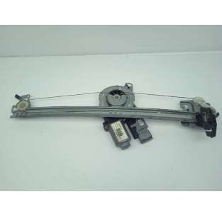 ELEVALUNAS DELANTERO...