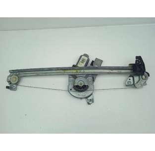 ELEVALUNAS DELANTERO...