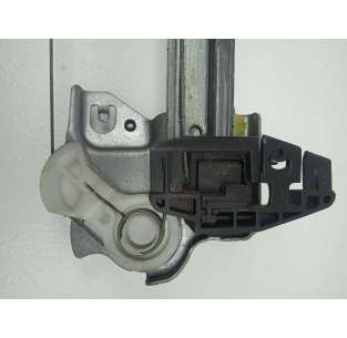 ELEVALUNAS DELANTERO... 2