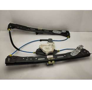 ELEVALUNAS DELANTERO...