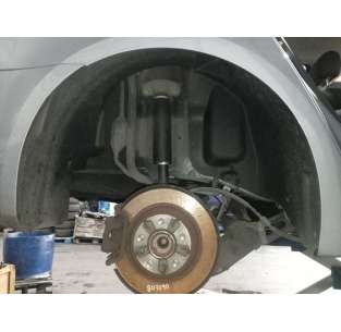 PASO RUEDA TRASERO DERECHO...