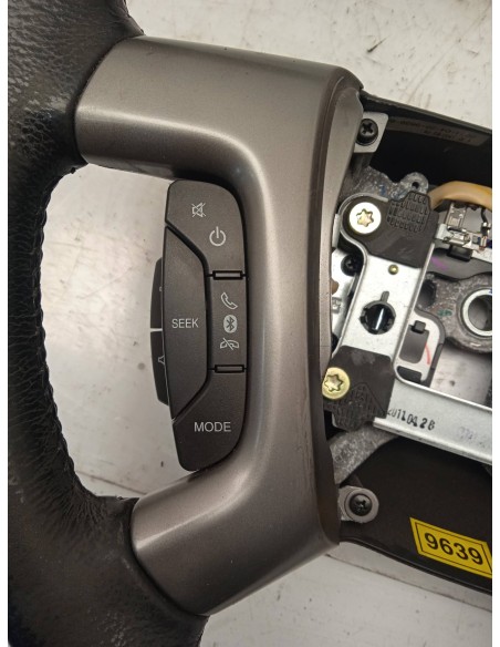 Recambio de volante para chevrolet captiva 2.2 diesel cat referencia OEM IAM 20110428963964  