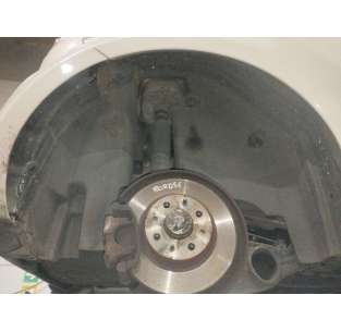 PASO RUEDA TRASERO DERECHO...