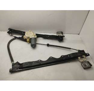 ELEVALUNAS DELANTERO...