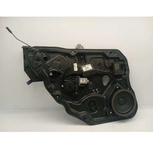 ELEVALUNAS TRASERO...